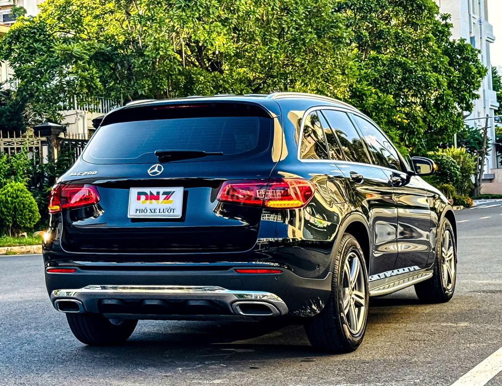 Mercedes-Benz GLC200 Sport 2022 Черный 40 000 миль