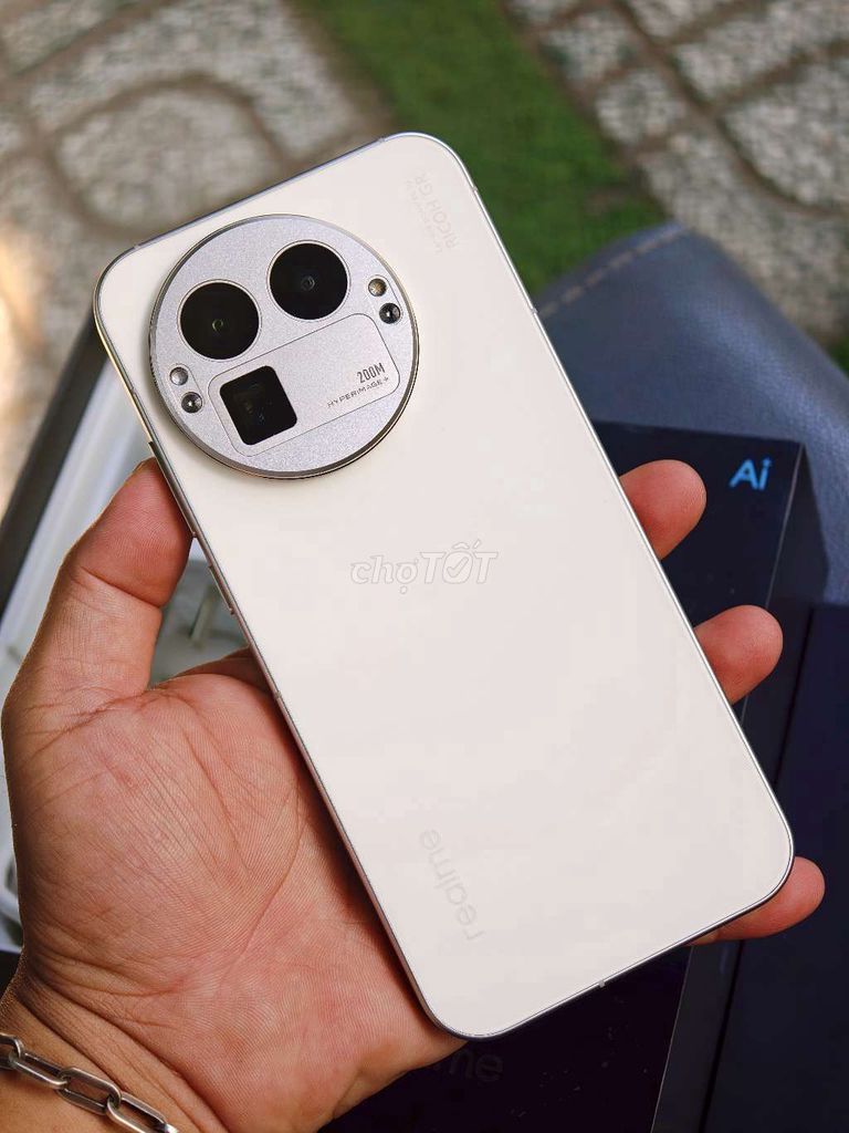 Realme GT 8 Pro 12/256 Fullbox pin 100 ROM VS gl. Mua bán Điện thoại tại Quận 12 Tp Hồ Chí Minh được đăng bởi Đỗ Hậu Fb Dylan Đỗ hình 1