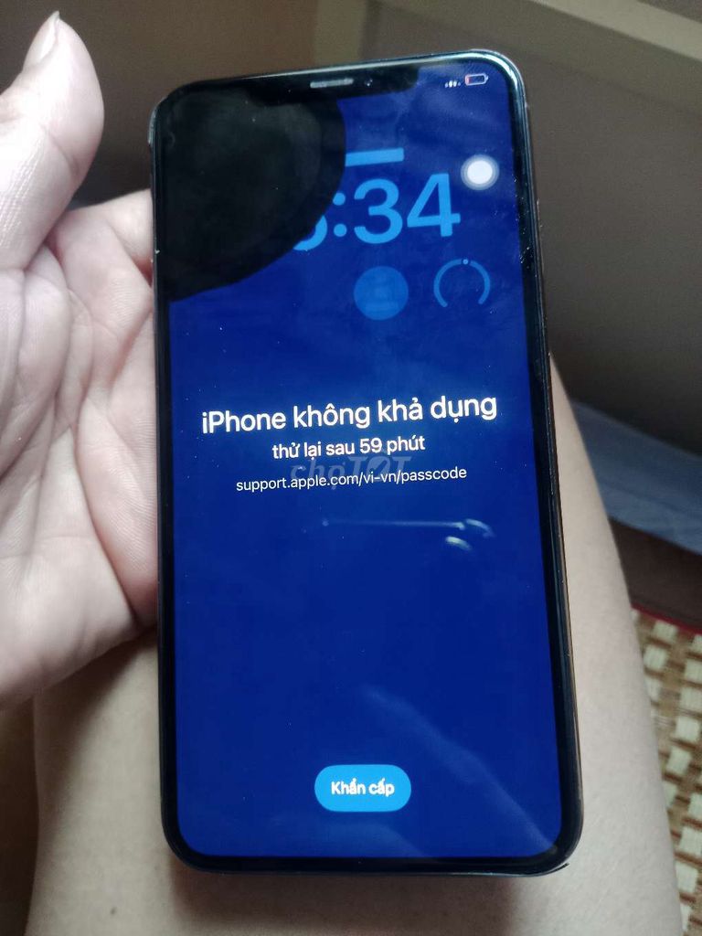 Apple iPhone XS Max Vàng Hư hỏng. Mua bán Điện thoại tại Quận 11 Tp Hồ Chí Minh được đăng bởi lê Mai  hình 1