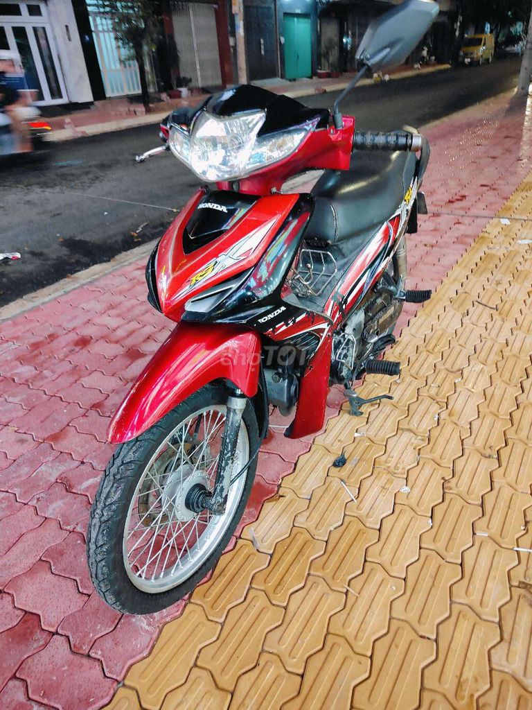 Wave rsx 110 giấy tờ đầy đủ. 
#xe sạch sẻ. Mua bán Xe máy tại Quận 8 Tp Hồ Chí Minh được đăng bởi Phong Nguyễn Thanh hình 1