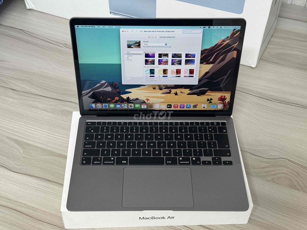 Mac Air 2020 -13 inch chip Apple M1 , 8 gb , 512 g