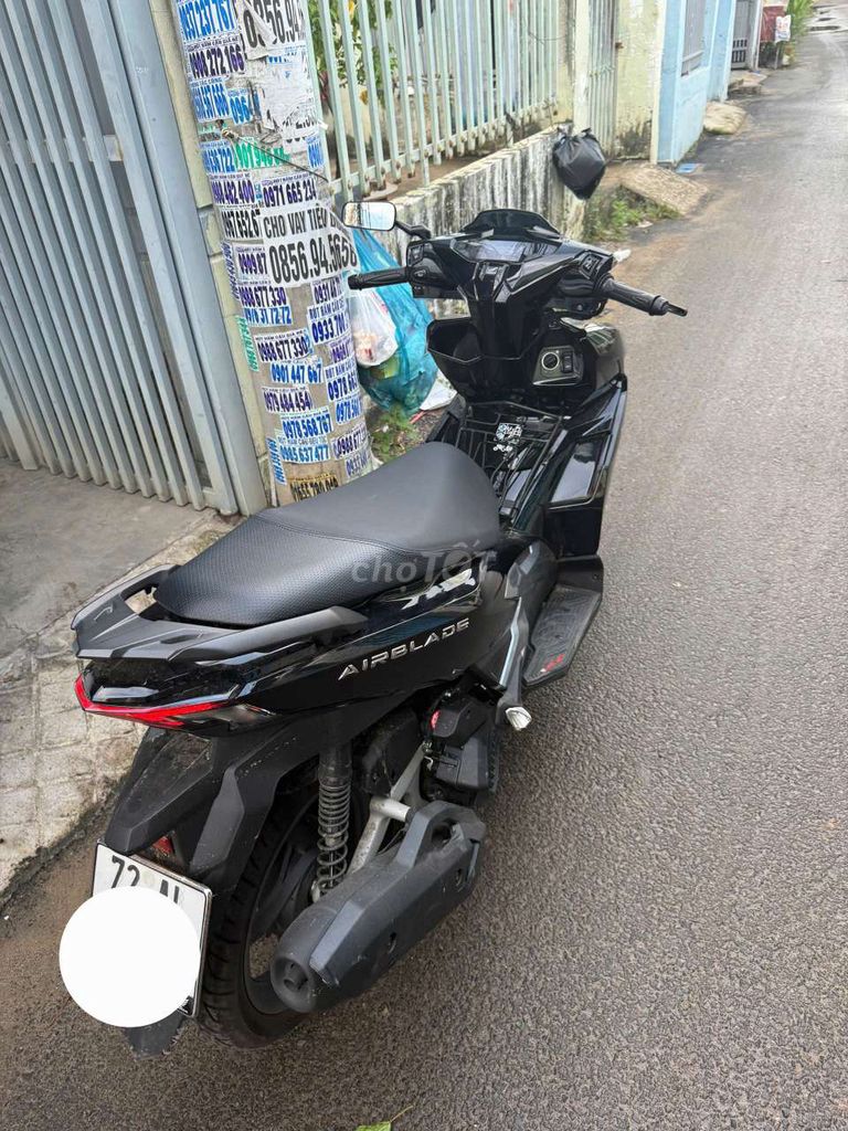 Air blade 160i 2025 bạc đen 98%. Mua bán Xe máy tại Huyện Long Điền Bà Rịa - Vũng Tàu được đăng bởi Tuấn hình 11