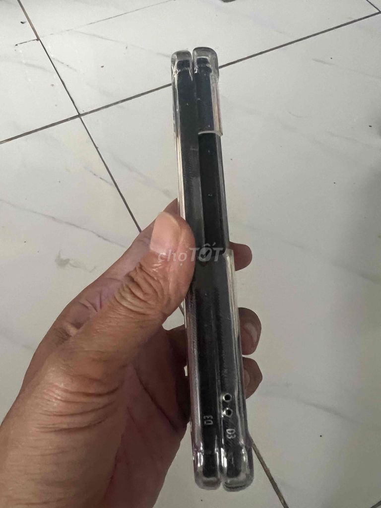 Samsung Galaxy Z Fold 3 256GB Đen Like New. Mua bán Điện thoại tại Quận Tân Phú Tp Hồ Chí Minh được đăng bởi Hcmcity hình 1