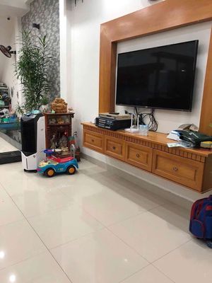 Nhà phố 75 m² · 4 PN · Đường Nguyễn Du
