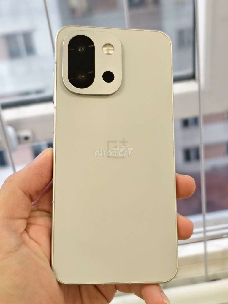 Oneplus 13t 12/256 pin 100% đầy đủ sạc cáp ốp. Mua bán Điện thoại tại Quận Long Biên Hà Nội được đăng bởi Nguyễn H hình 1