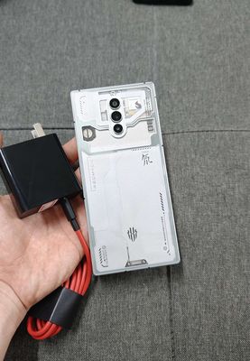Redmagic 8 Pro 12/256Gb Siêu Đẹp, Pin Trâu 6000mAh. Mua bán Điện thoại tại Quận Tân Phú Tp Hồ Chí Minh được đăng bởi Kiên Android Shop