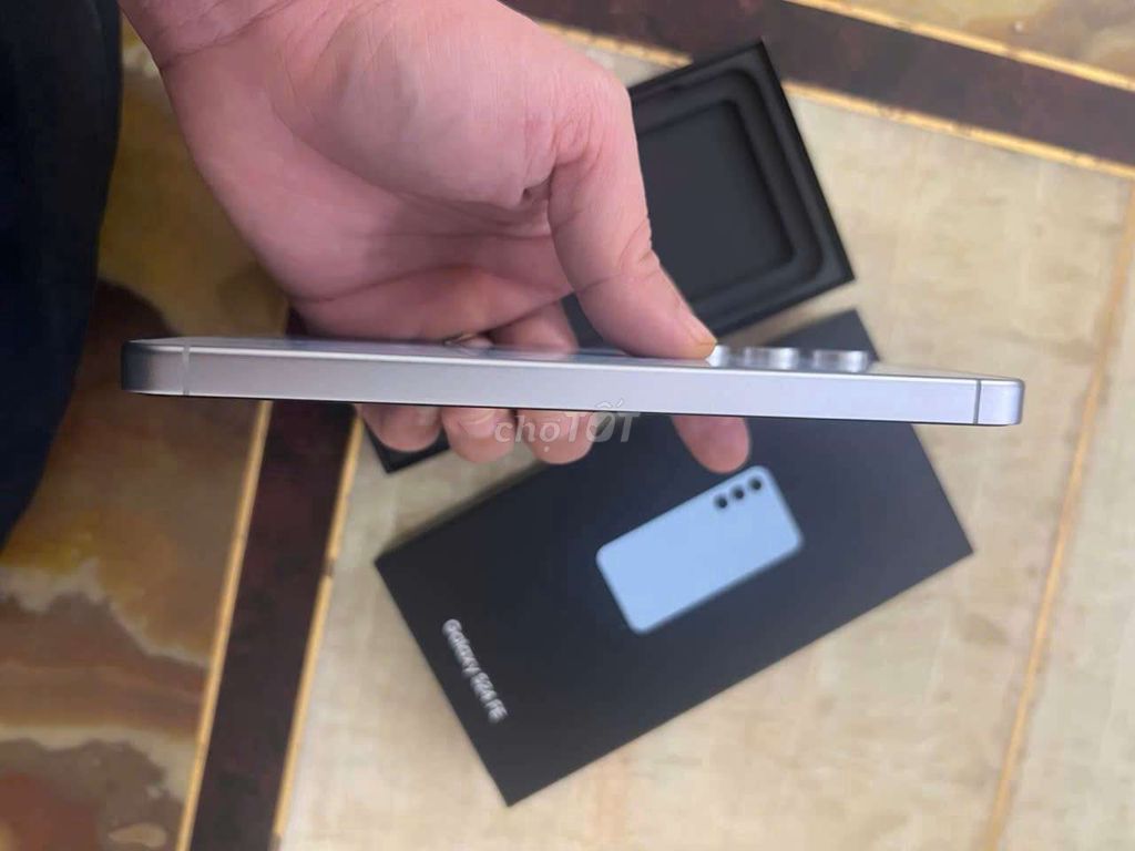 Samsung Galaxy S24 FE 128GB Xanh. Mua bán Điện thoại tại Quận Gò Vấp Tp Hồ Chí Minh được đăng bởi trần thị Hoàng anh  hình 1