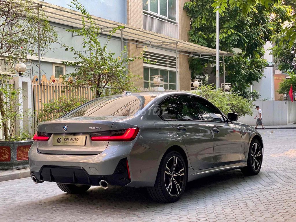 BMW 320i M Sport 2024 - 15000 km. Mua bán Ô tô tại Quận Thanh Xuân Hà Nội được đăng bởi Trần Trí Cường hình 8