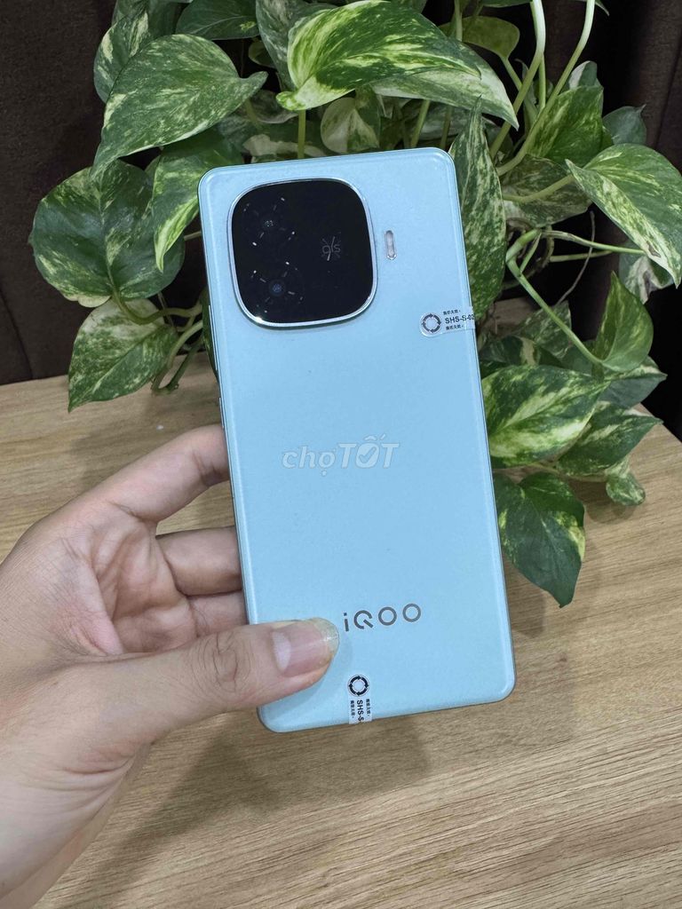 iQoo Z9 Turbo 16/256 pin 100% SẠC ÍT. Mua bán Điện thoại tại Quận Hoàng Mai Hà Nội được đăng bởi Gia Vinh hình 1