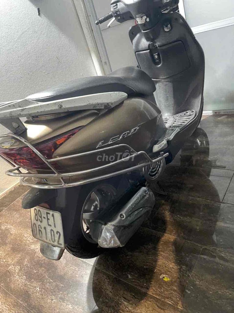 Honda Lead Fi 2011 в оригинале, отличное состояние
