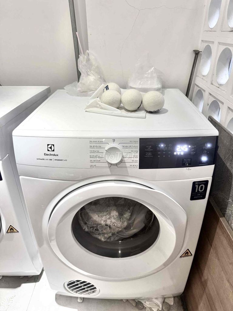 Máy sấy Electrolux 8kg Trắng 99% mới. Mua bán Máy giặt tại Quận Hải Châu Đà Nẵng được đăng bởi Dương Sơn hình 1