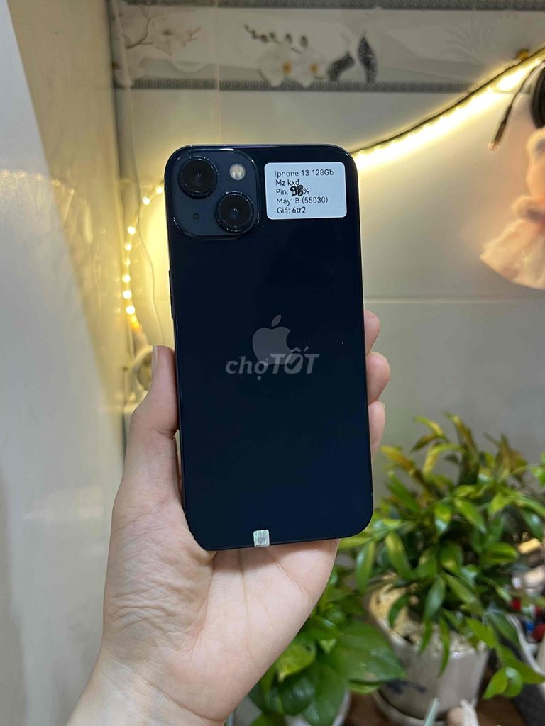 Apple iPhone 13 128GB Đen Màn zin báo màn. Mua bán Điện thoại tại Huyện Hóc Môn Tp Hồ Chí Minh được đăng bởi SIRI STORE HCM hình 1