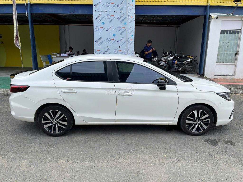 HONDA CITY RS 2023 GIA ĐÌNH LƯỚT ĐẸP 1 CHỦ HT 75%. Mua bán Ô tô tại Thành phố Thủ Đức Tp Hồ Chí Minh được đăng bởi Hiếu hình 5