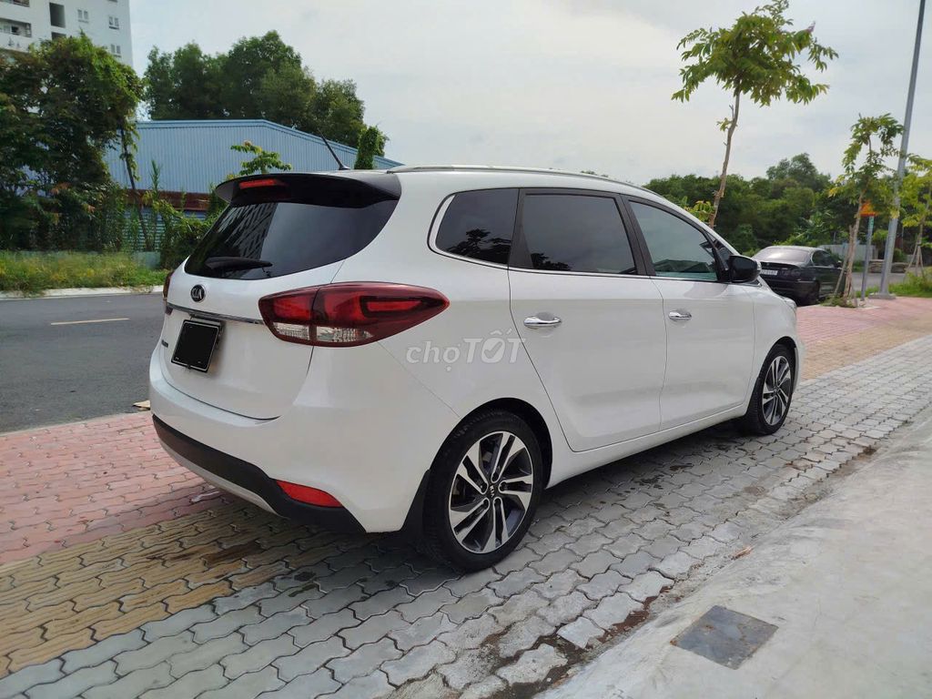KIA Rondo 2.0 trắng 2019. Mua bán Ô tô tại Quận 1 Tp Hồ Chí Minh được đăng bởi MUA BÁN XE LƯỚT và PHỤ KIỆN XE hình 13