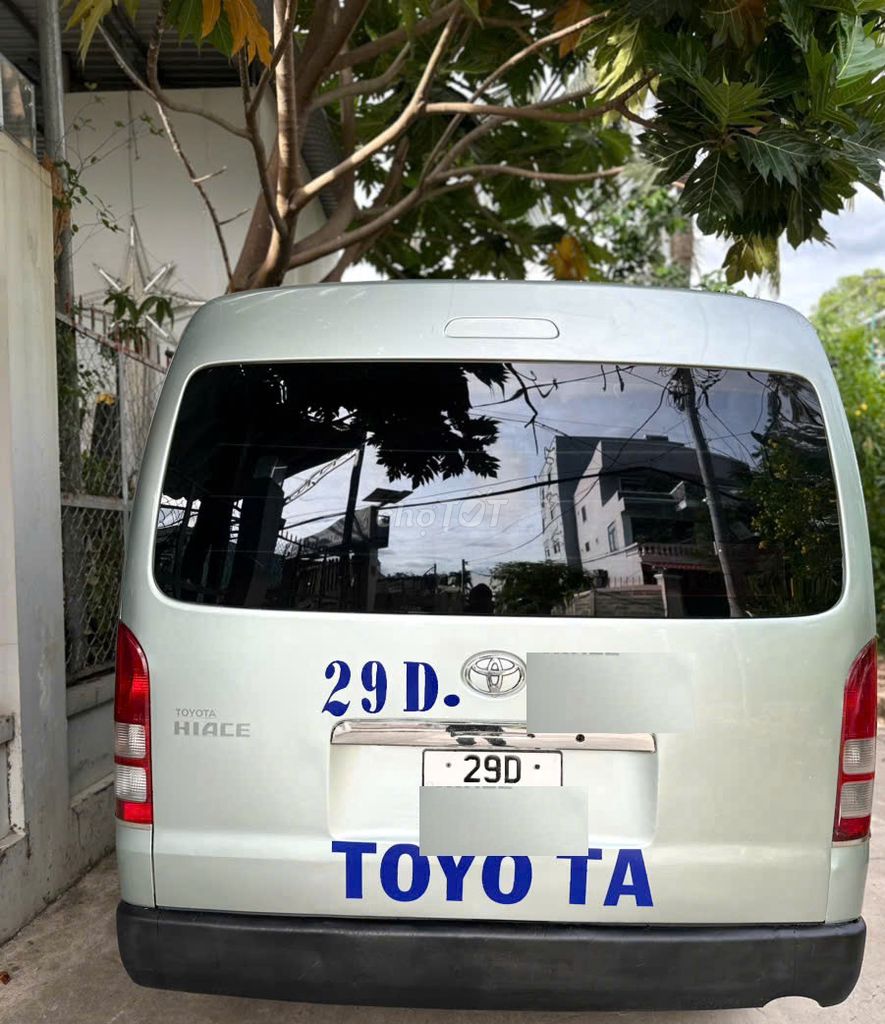 Toyota Hiace 2007 Commuter 2.5 - 123 km