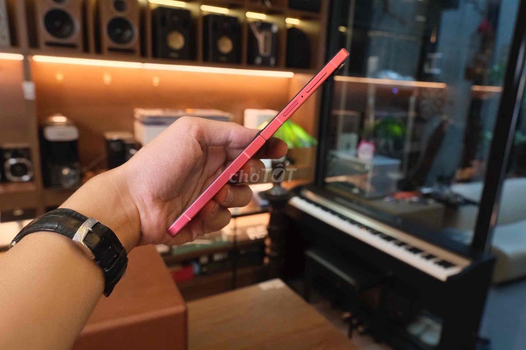 SAMSUNG Z FLIP 7 – ĐỎ SAN HÔ SIÊU ĐẸP, FULLBOX!. Mua bán Điện thoại tại Quận Bình Thạnh Tp Hồ Chí Minh được đăng bởi Vân Anh 2Tech House hình 6