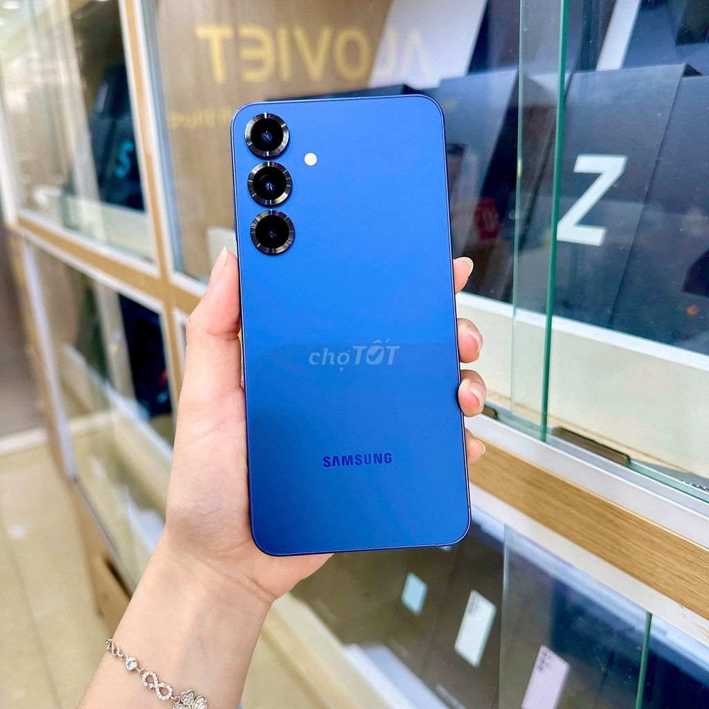Samsung S25 plus 256G lướt keng. Mua bán Điện thoại tại Quận Thanh Khê Đà Nẵng được đăng bởi Alovietstore Đà Nẵng hình 1