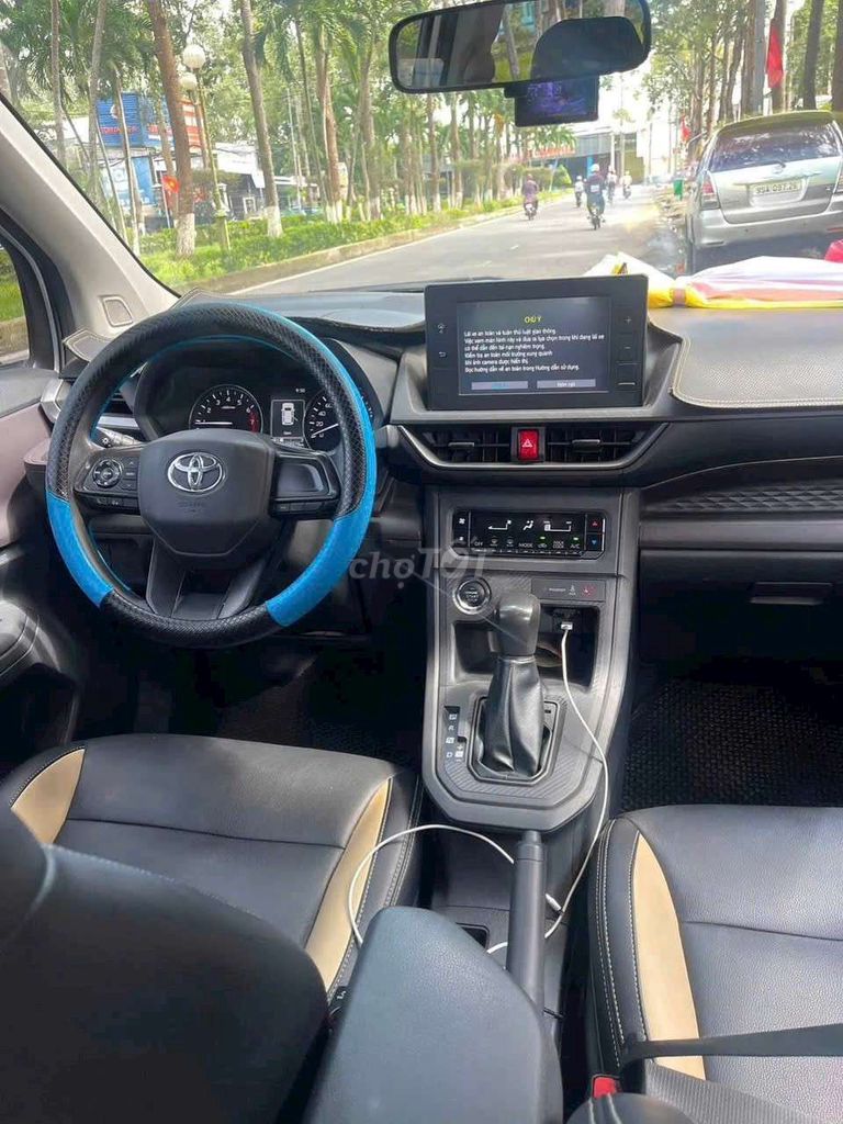 Toyota Avanza Premio 2022 photo 4