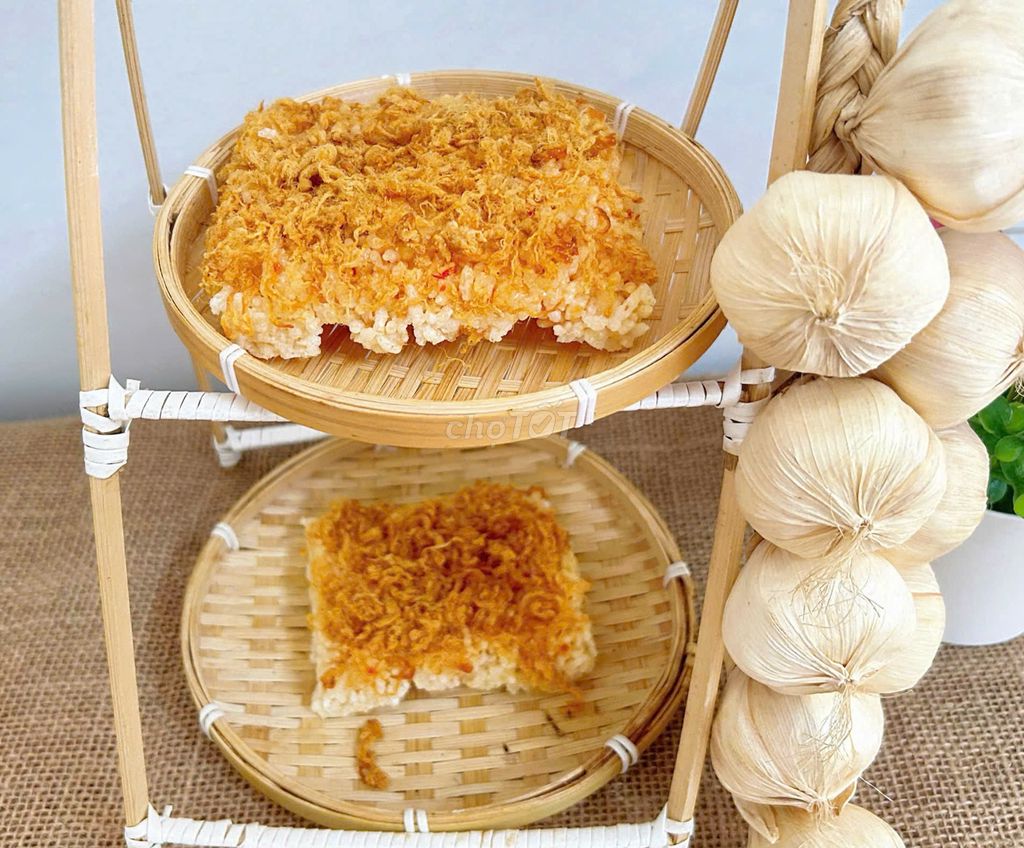 Cơm cháy chà bông giòn tan. Mua bán Đồ ăn, thực phẩm và các loại khác tại Quận Bình Tân Tp Hồ Chí Minh được đăng bởi Gạo Vàng Foods hình 1