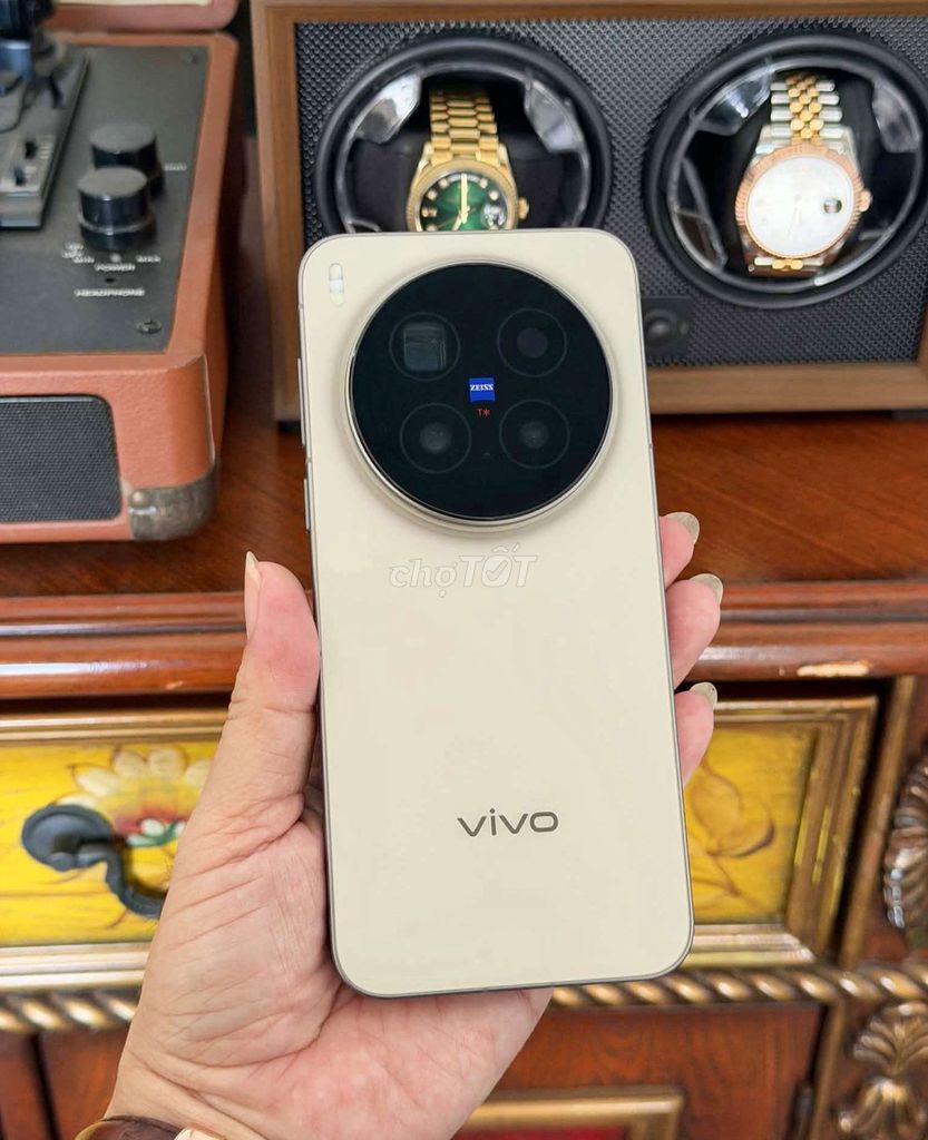 Vivo X300 Pro 16GB/512GB Nâu VN 99% BH TGDD 1/2027. Mua bán Điện thoại tại Thành phố Thủ Đức Tp Hồ Chí Minh được đăng bởi Phạm Thái Mobile hình 1