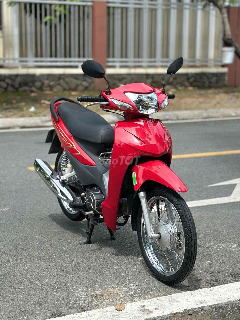 XE HONDA WAVE @110 - ĐỜI 2022 LƯỚT 8000km - GIÁ 15. Mua bán Xe máy tại Thị xã Tân Uyên Bình Dương được đăng bởi Hồ Hoàng Cảnh   hình 2
