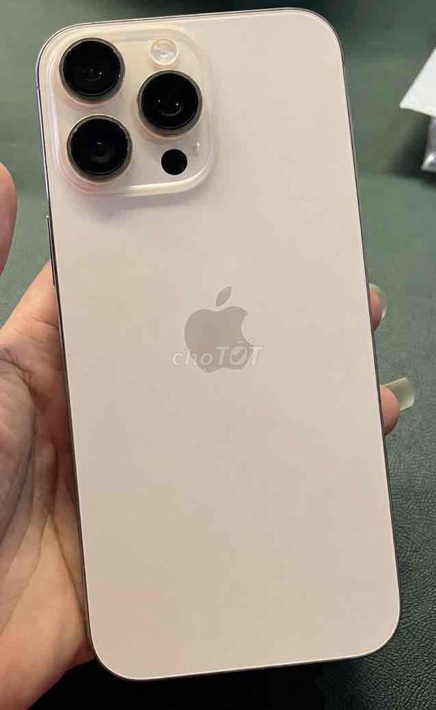 Apple iPhone 16 Pro Max 256GB Vàng Mỹ Trầy nhiều. Mua bán Điện thoại tại Thành phố Thủ Đức Tp Hồ Chí Minh được đăng bởi Nguyễn Duy hình 1