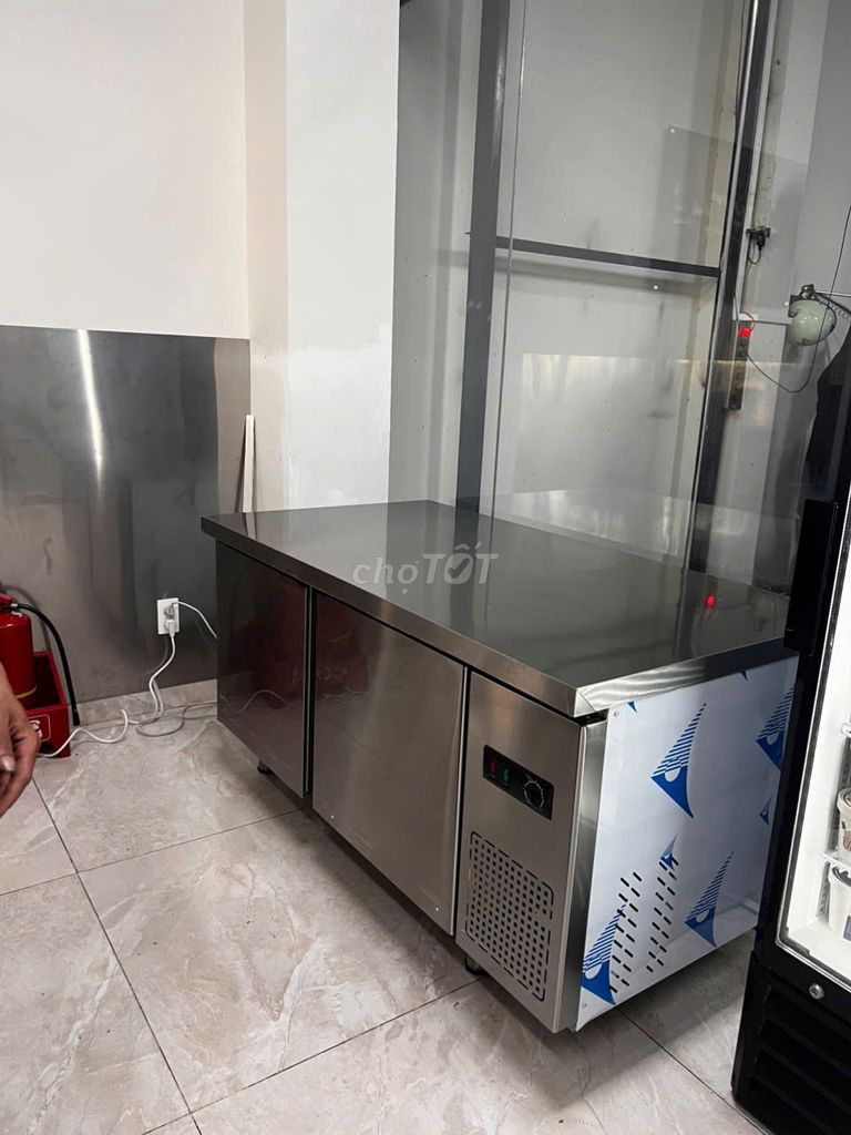 bàn  lạnh công nghiệp inox. Mua bán Tủ lạnh tại Quận Sơn Trà Đà Nẵng được đăng bởi thế giới đồ cũ đà nẵng hình 1
