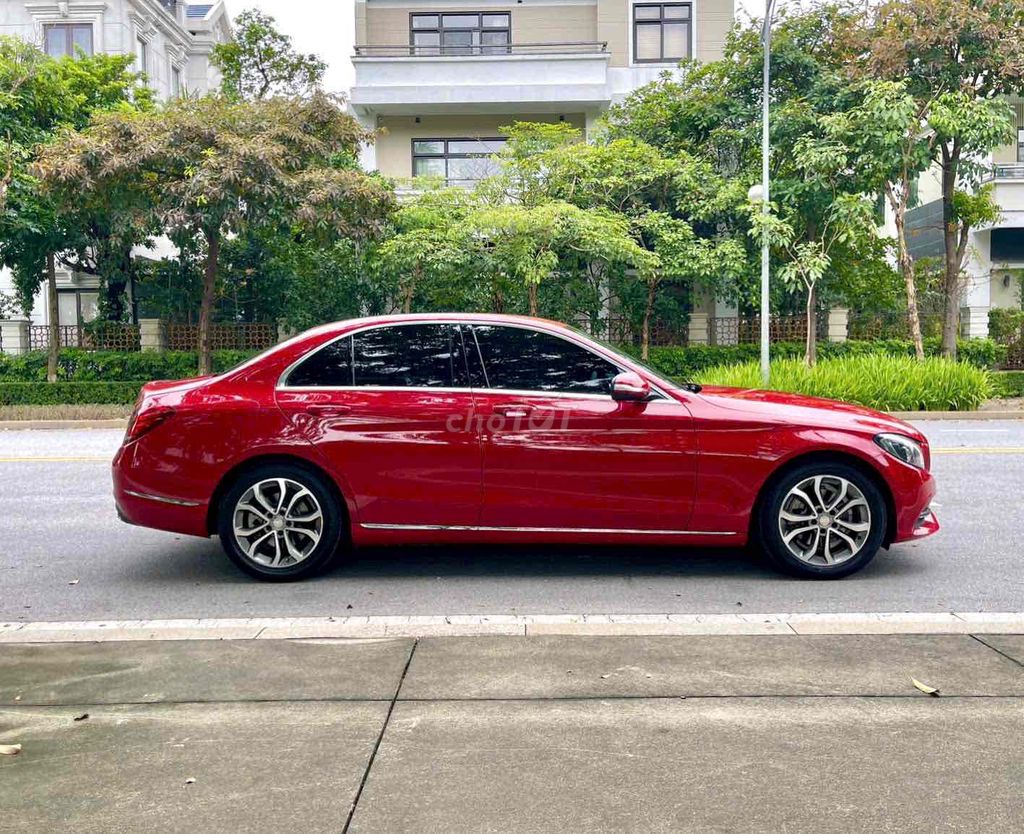 Mercedes Benz C Class 2015 C200 - 80000 km. Mua bán Ô tô tại Quận Cầu Giấy Hà Nội được đăng bởi Quang Huy hình 6
