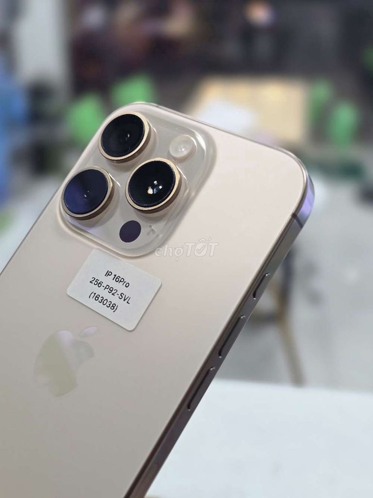 👑iPhone 16 Pro 256GB | Vàng Sa mạc | Khay Sim. Mua bán Điện thoại tại Quận Ngô Quyền Hải Phòng được đăng bởi TRAN SONG HA hình 1