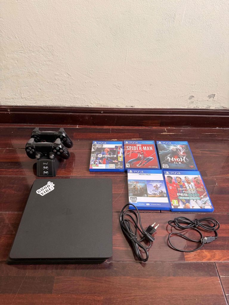 Sony PS4 Slim 800GB Đen. Mua bán Thiết bị chơi game tại Quận Tây Hồ Hà Nội được đăng bởi Trịnh Minh Đức hình 1