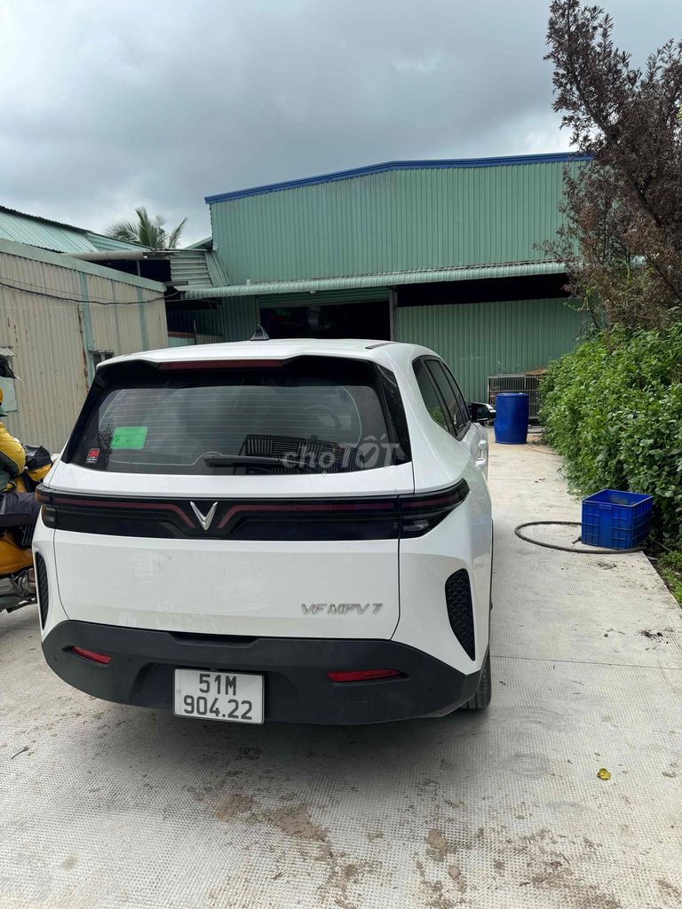 Vinfast Vf Mpv 7 2026 photo 3