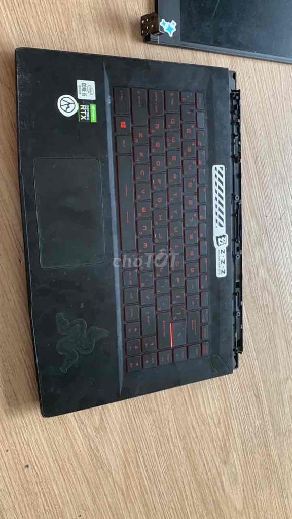 Bán xác Laptop MSI Đen. Mua bán Laptop tại Quận 12 Tp Hồ Chí Minh được đăng bởi Khả my  hình 1