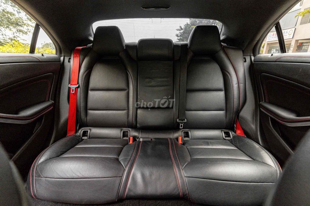 CLA45 4Matic Model 2016 màu trắng nhập Hungary. Mua bán Ô tô tại Quận 7 Tp Hồ Chí Minh được đăng bởi Dương Phương hình 12