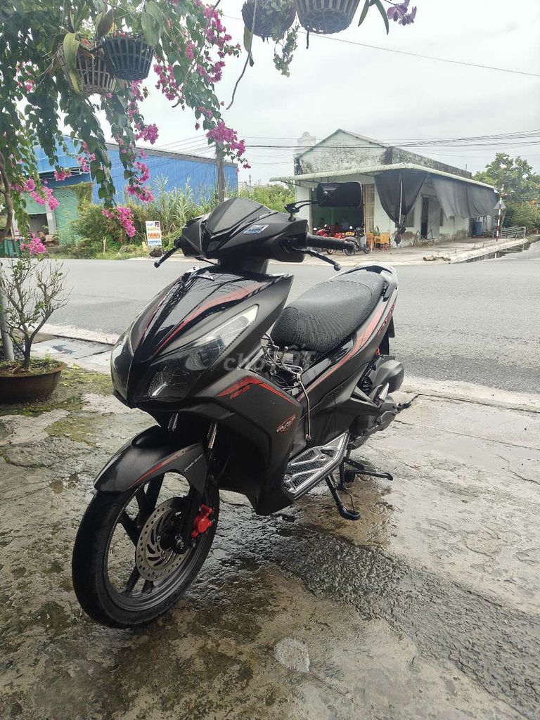 HONDA AIRBLADE FI 2015 NGUYÊN ZIN. Mua bán Xe máy tại Huyện Bình Tân Vĩnh Long được đăng bởi MƯỜI   BÌNH TÂN VL hình 1