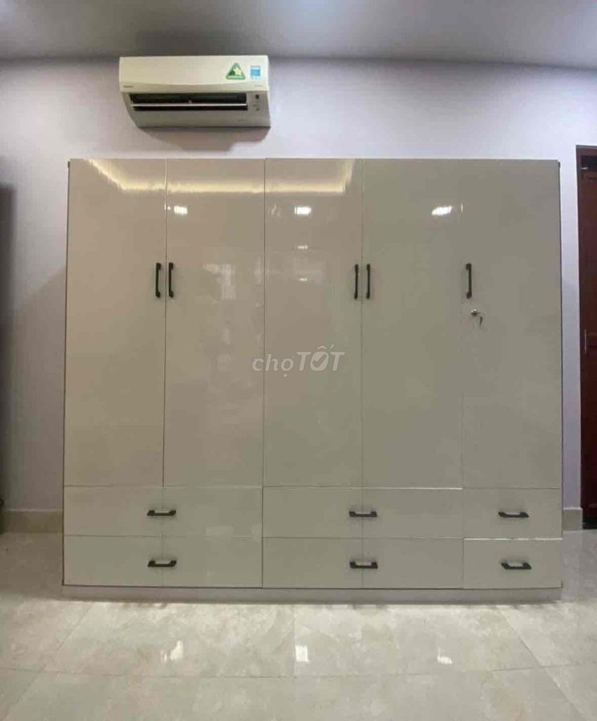 Tủ quần áo Nhựa Trắng 2m05x1m8x47cm. Mua bán Tủ, kệ gia đình tại Quận 12 Tp Hồ Chí Minh được đăng bởi Hong Le hình 1