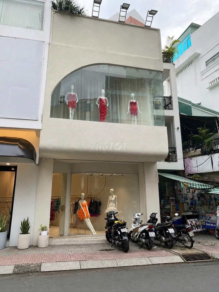 Rent · 1 bd · 50 м² · Quận 1, ул. Đường Lê Thị Riêng