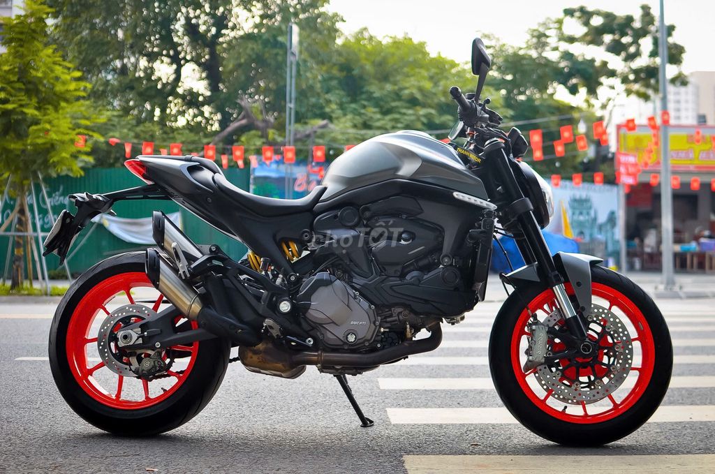 THANH MOTOR Cần bán Ducati Monster 937 2023. Mua bán Xe máy tại Quận Hoàng Mai Hà Nội được đăng bởi Lê Chí Thanh hình 2
