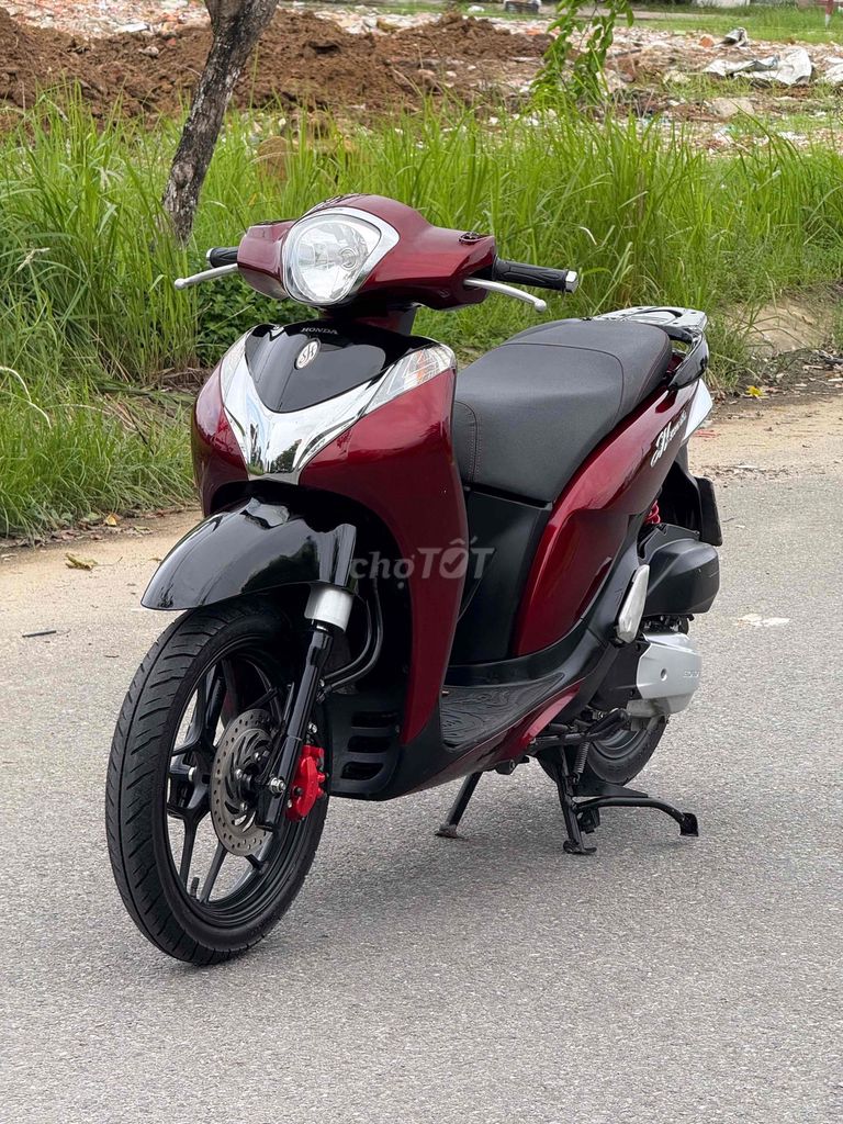 Honda SH mode 2015, госномер 43, родной мотор в отличном состоянии