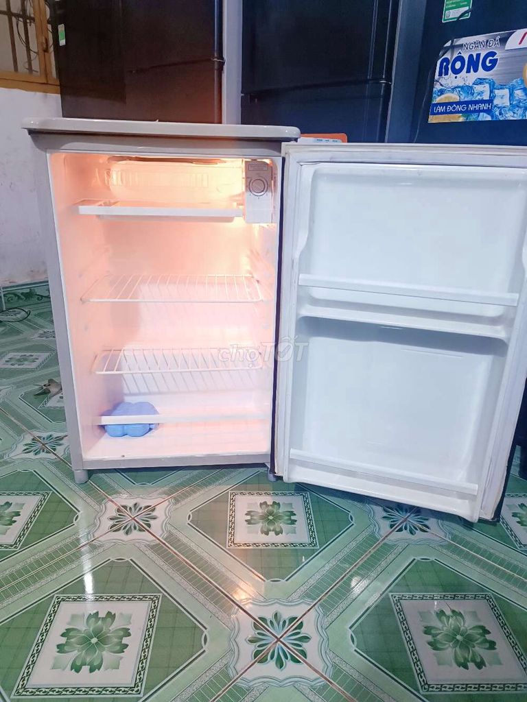 Tủ lạnh mini toshiba 90lit