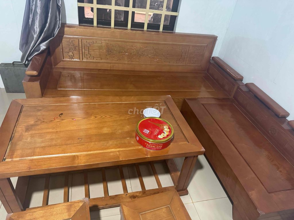 Bộ bàn ghế sofa Gỗ sồi Xoan đào. Mua bán Bàn ghế tại Thành phố Buôn Ma Thuột Đắk Lắk được đăng bởi Phạm hình 1