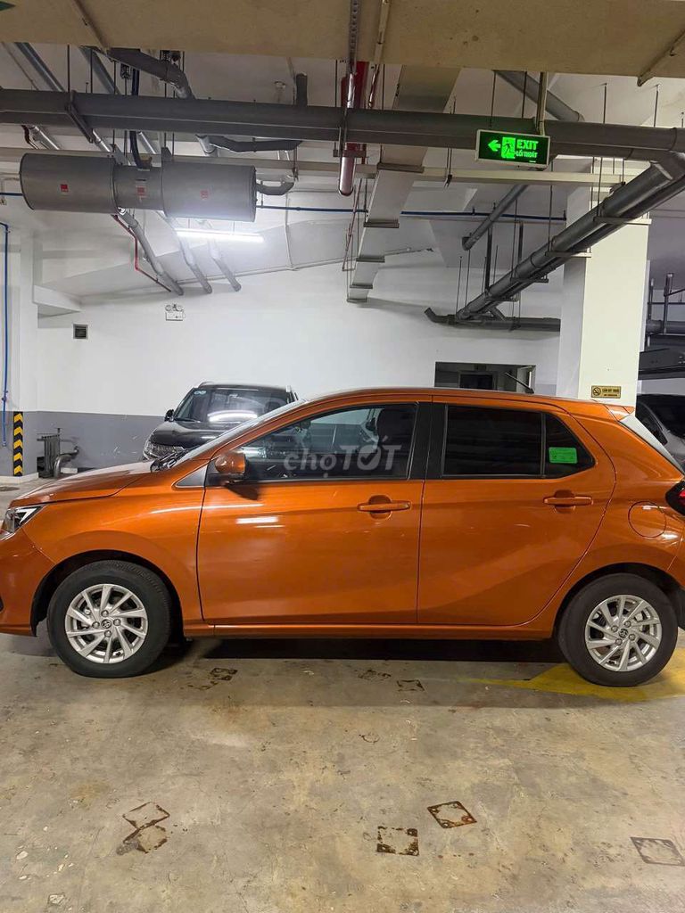 Toyota Wigo 2025 автоматическая коробка оранжевый