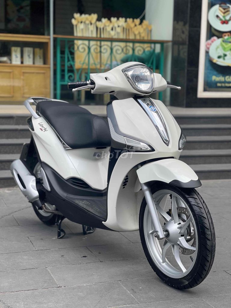 Piaggio Liberty 125 ABS Iget 2017 Trắng. Mua bán Xe máy tại Quận Cầu Giấy Hà Nội được đăng bởi Anh Khoa hình 5