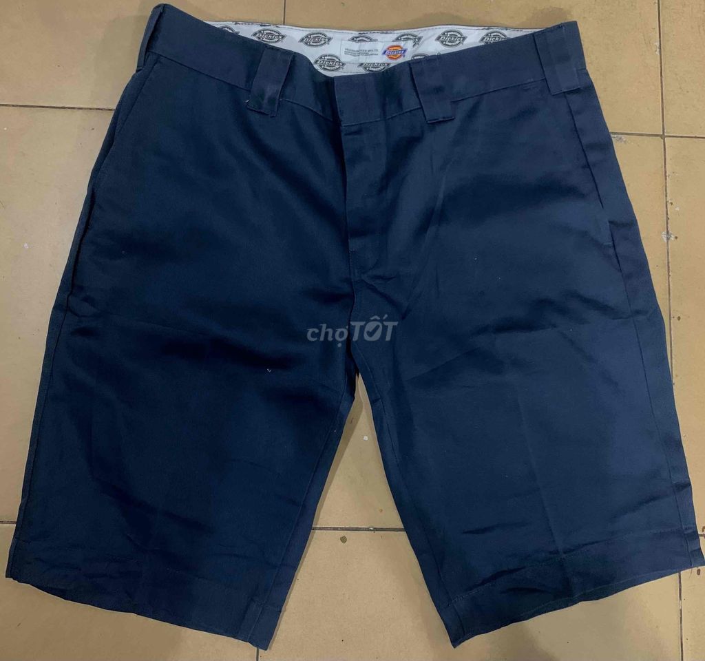 Dickies Eo 92,ống 25, dài 55 giá 150k .