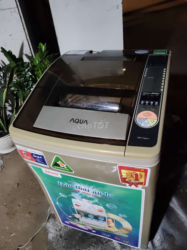 Máy giặt Aqua AQW-F700Z1T Vàng đồng. Mua bán Máy giặt tại Huyện Hóc Môn Tp Hồ Chí Minh được đăng bởi long hình 1