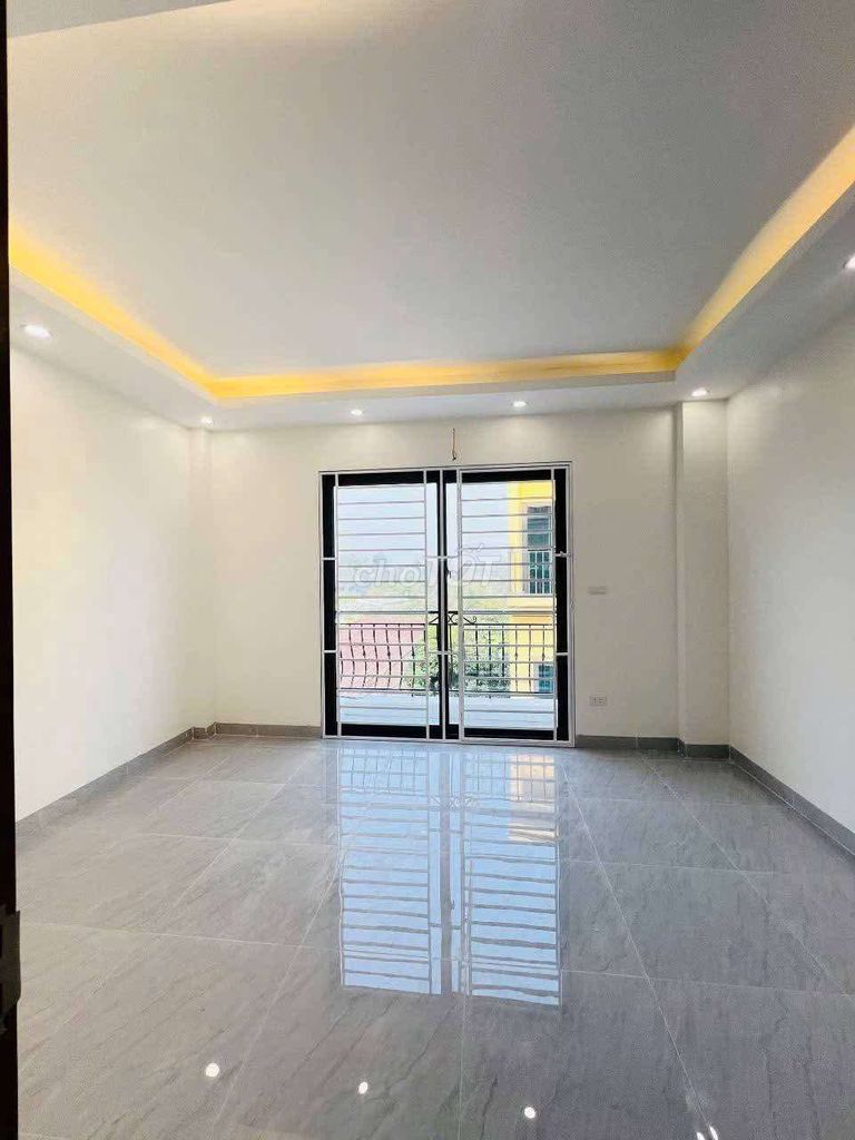 Продается дом Винь Нинь Куинь Тхань Три, Ханой, 50 м х 4 этажа