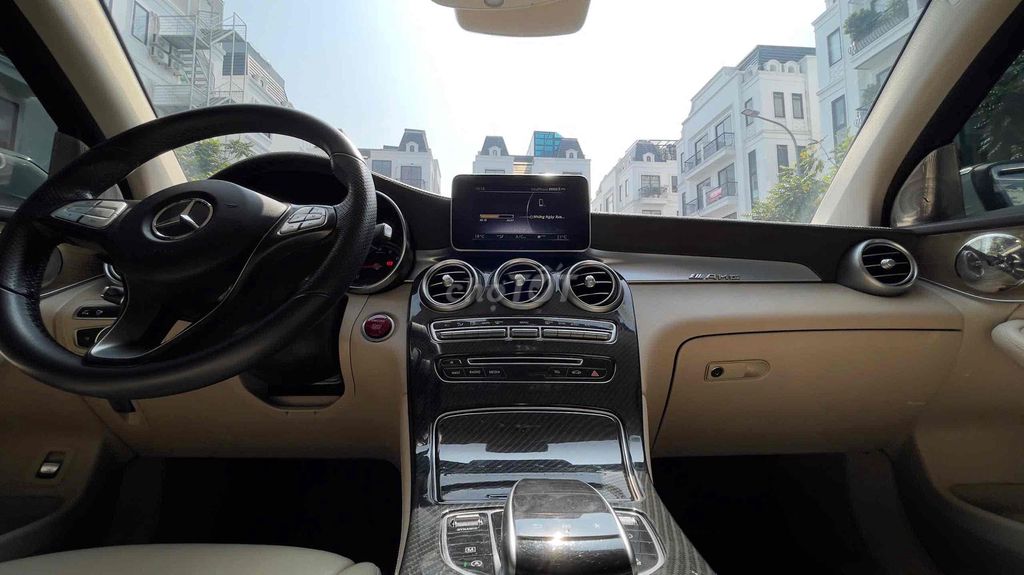 GLC300 Coupe 4Matic nk Đức 2019. Mua bán Ô tô tại Quận Long Biên Hà Nội được đăng bởi Trang Gala hình 18