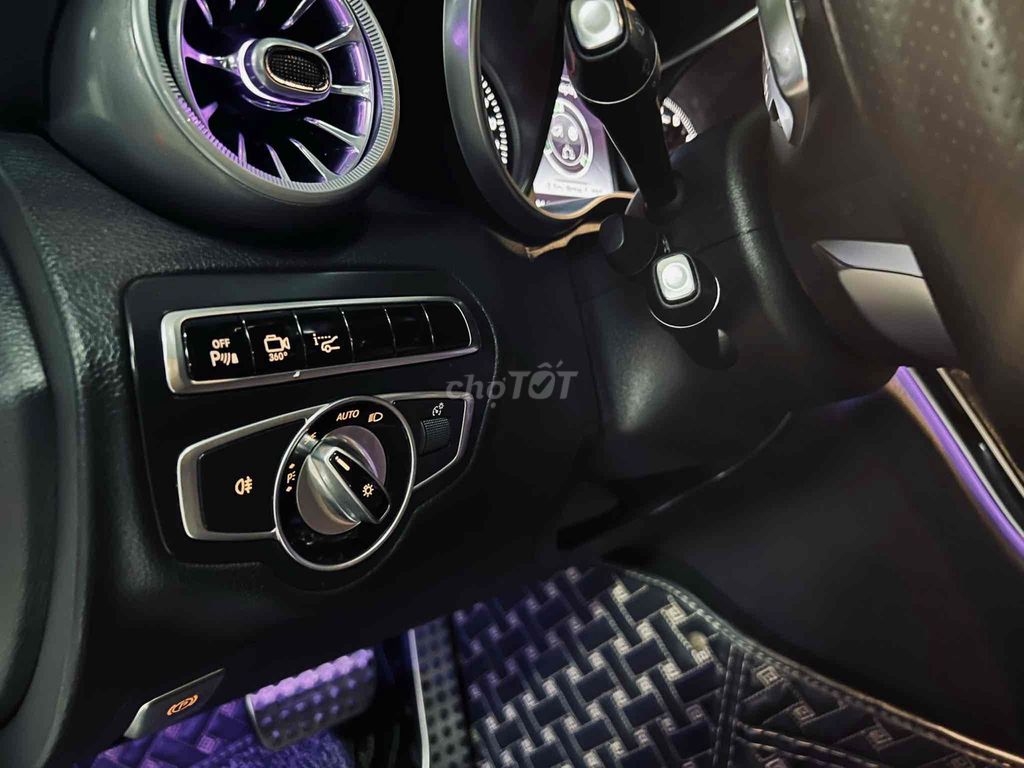 ĐỔI XE CẦN BÁN C300 AMG. Mua bán Ô tô tại Quận Gò Vấp Tp Hồ Chí Minh được đăng bởi Nguyễn Tuấn hình 12