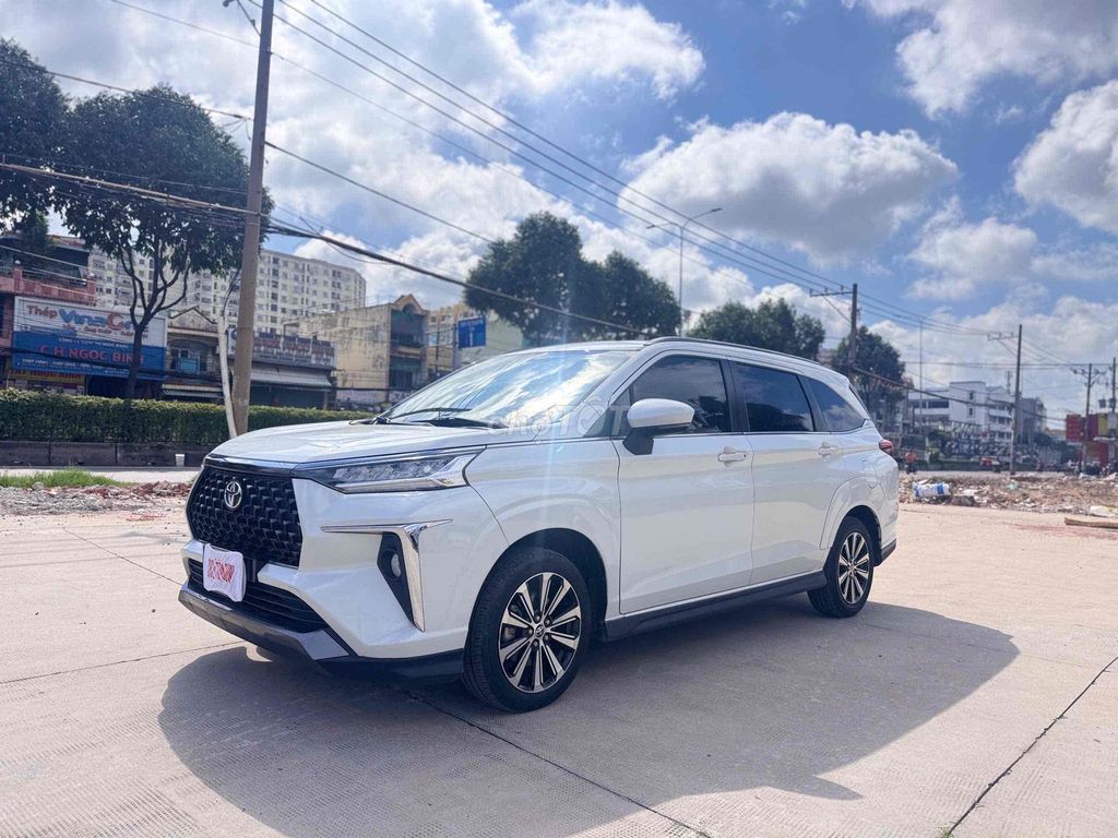 Toyota Veloz CVT 2023, есть поддержка автокредита