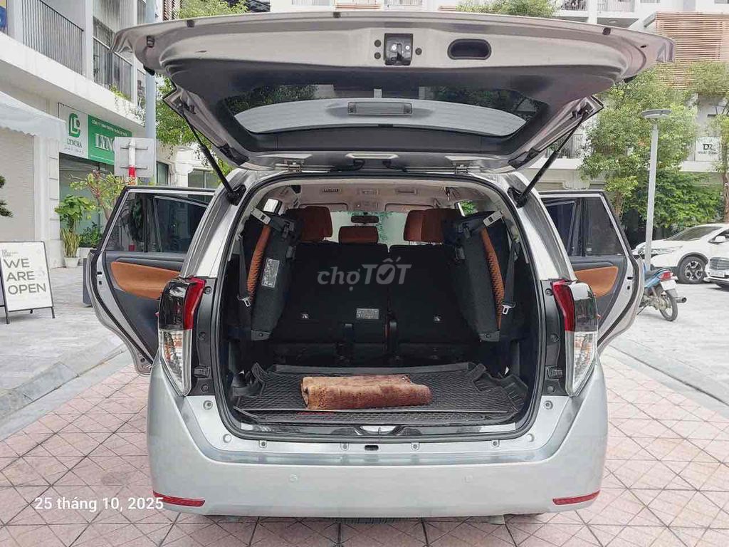 Toyota Innova 2019 2.0E - 100000 km. Mua bán Ô tô tại Quận Hoàng Mai Hà Nội được đăng bởi Dương Xuân Trường hình 6