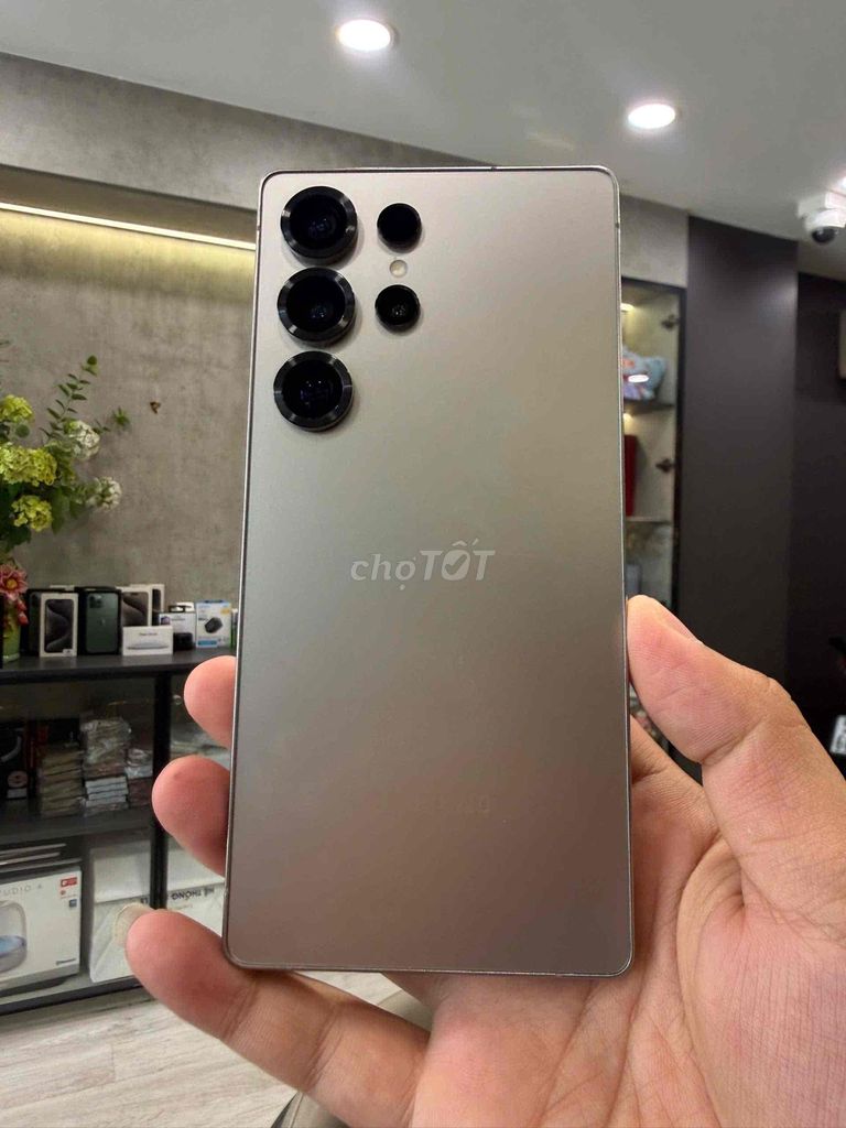 Samsung Galaxy S25 Ultra 256GB Titan Chính Hãng. Mua bán Điện thoại tại Quận 8 Tp Hồ Chí Minh được đăng bởi CA REM BÁN TÁO hình 1